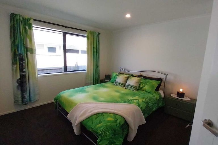 Photo of property in 10 Sophora Place, Papamoa Beach, Papamoa, 3118
