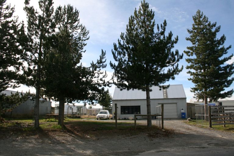 Photo of property in 13 Hooker Crescent, Twizel, 7901