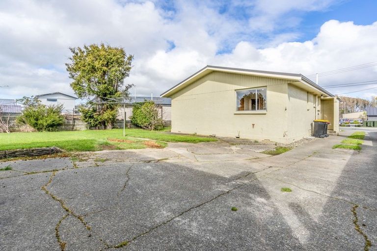Photo of property in 10 Gimblett Street, Waikiwi, Invercargill, 9810