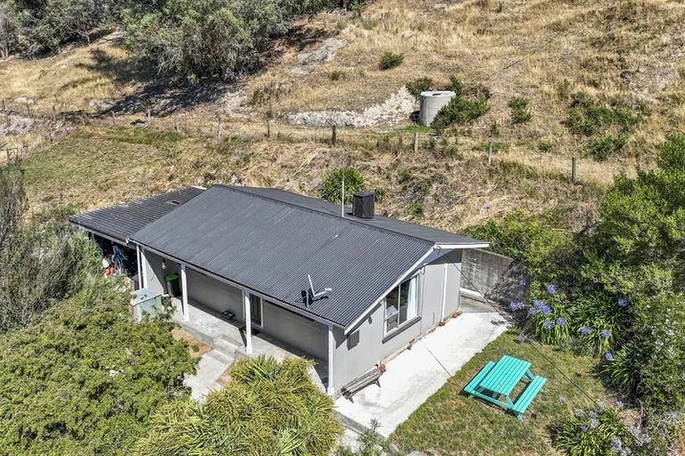 Photo of property in 121 Gebbies Pass Road, Gebbies Valley, Christchurch, 7672