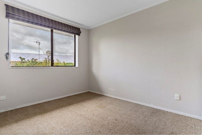 Photo of property in 12 Pokapu Place, Bethlehem, Tauranga, 3110