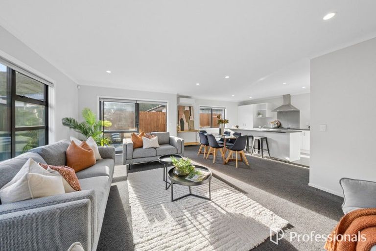 Photo of property in 96 Farmer Crescent, Taita, Lower Hutt, 5011