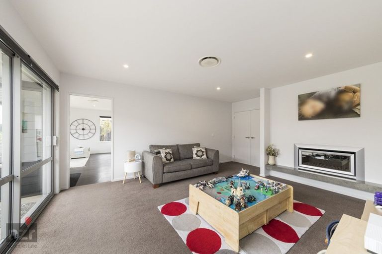 Photo of property in 8 Accolade Street, Feilding, 4702