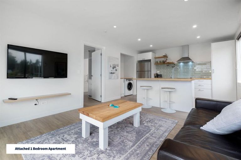 Photo of property in 9 Little Maude Drive, Lake Hawea, Wanaka, 9382