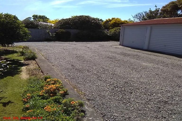 Photo of property in 19 Cologne Street, Martinborough, 5711