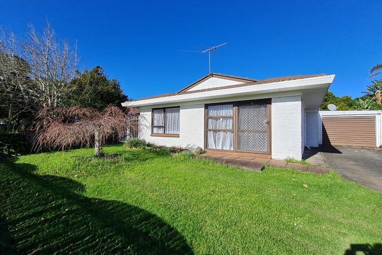 Photo of property in 2a Roys Road, Weymouth, Auckland, 2103
