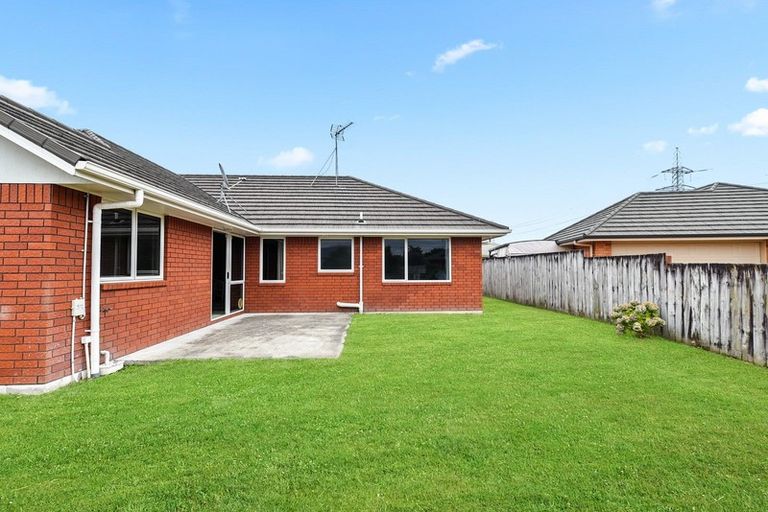 Photo of property in 37 Nottingham Drive, Hamilton East, Hamilton, 3216