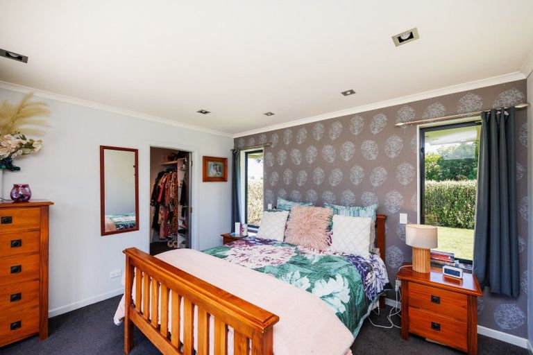 Photo of property in 6 Waipatere Court, Ashhurst, 4810