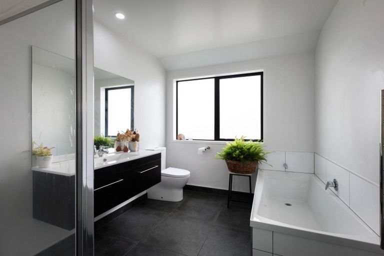 Photo of property in 55b Beach Road, Katikati, 3129