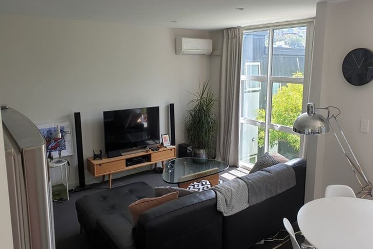 Photo of property in 46b Thompson Street, Mount Cook, Wellington, 6011