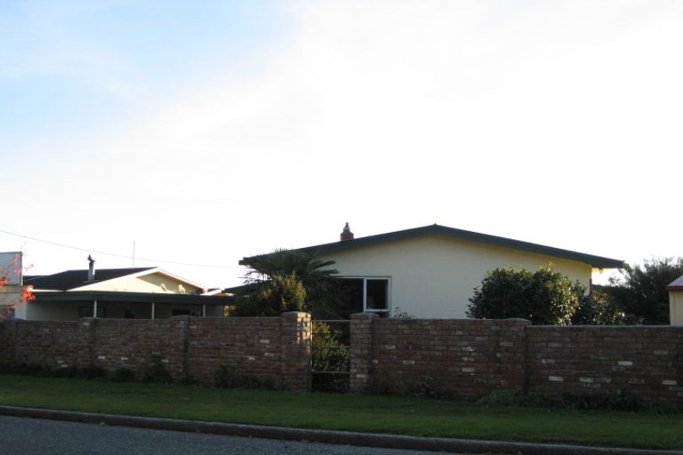 Photo of property in 102 Wentworth Street, East Gore, Gore, 9710