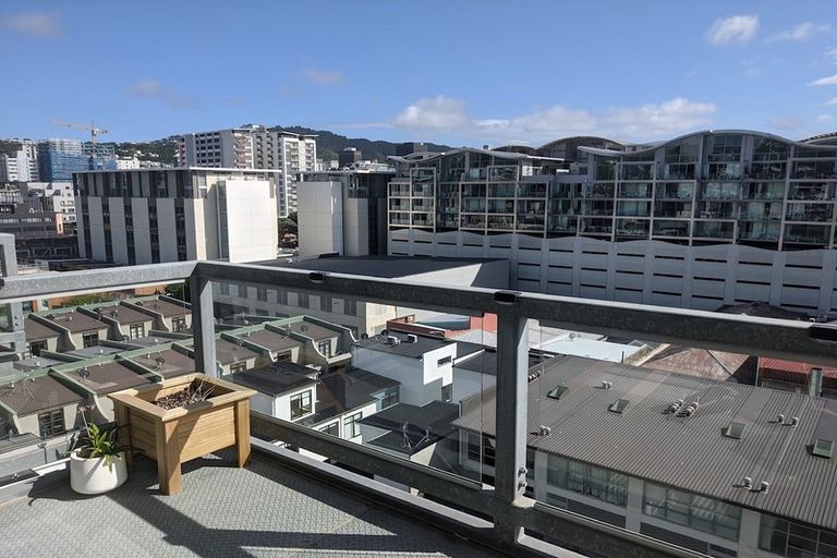 Photo of property in Sol Apartments, 23/37 Jessie Street, Te Aro, Wellington, 6011