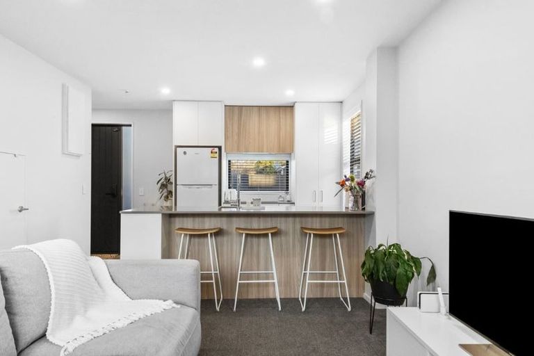 Photo of property in 2/7 Hinemoa Street, Spreydon, Christchurch, 8024