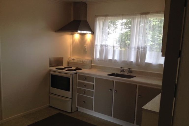 Photo of property in 2/10 Mahon Place, Papatoetoe, Auckland, 2025