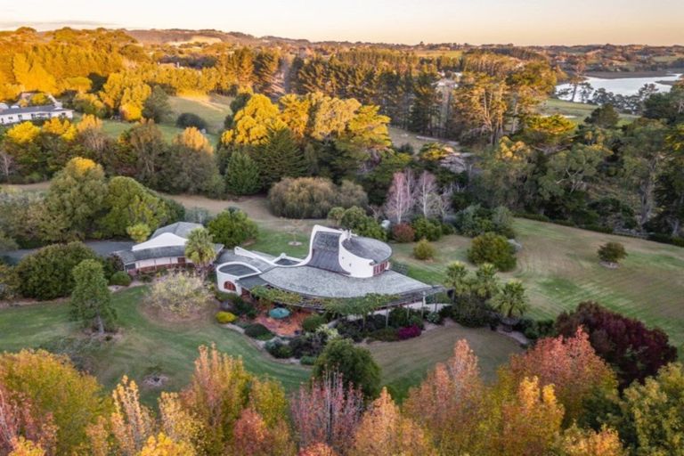 Photo of property in 112 Potts Road, Whitford, Howick, 2571