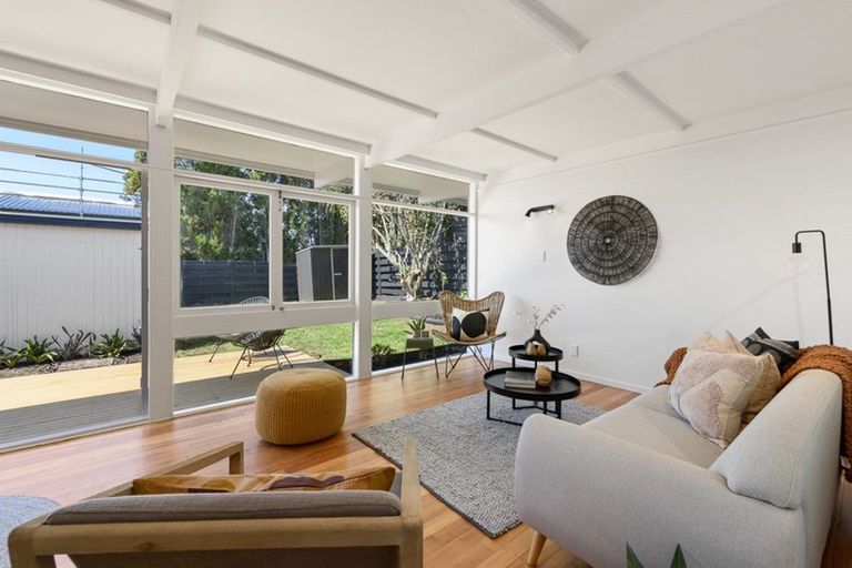 Photo of property in 3/340 Te Atatu Road, Te Atatu South, Auckland, 0610