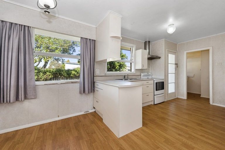 Photo of property in 12 Barrie Crescent, Silverdale, Hamilton, 3216