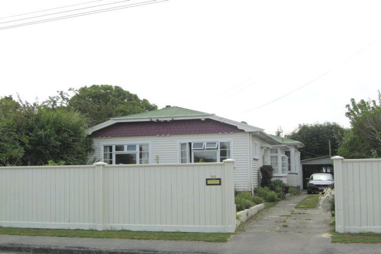 Photo of property in 169 Weston Road, St Albans, Christchurch, 8052