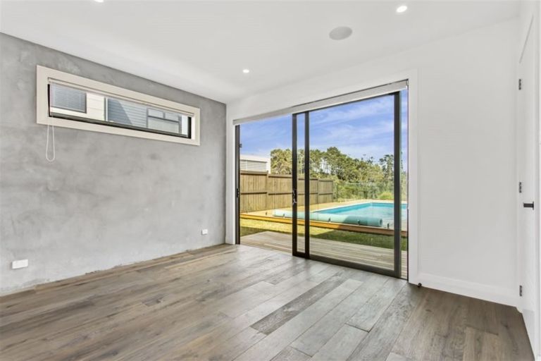 Photo of property in 65 Milano Boulevard, Karaka, Papakura, 2113