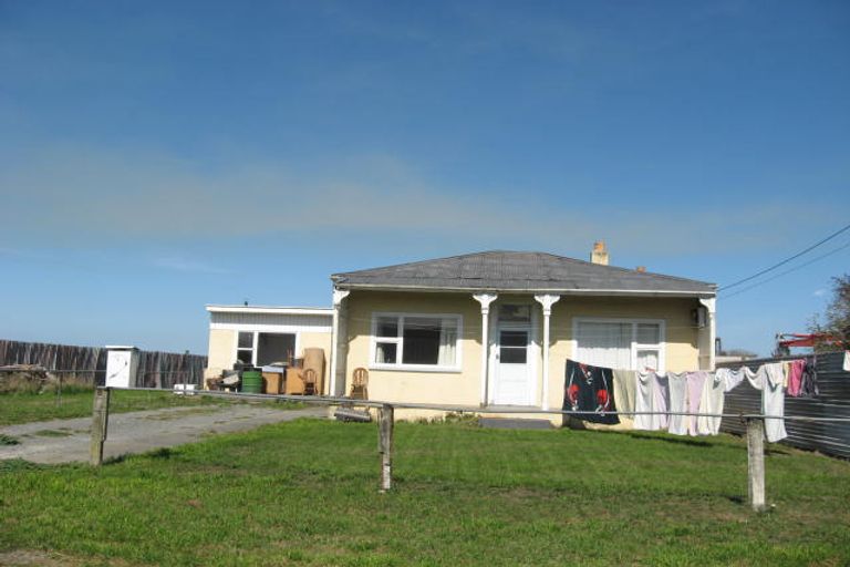 Photo of property in 2 Waiuku Street, Leeston, 7632