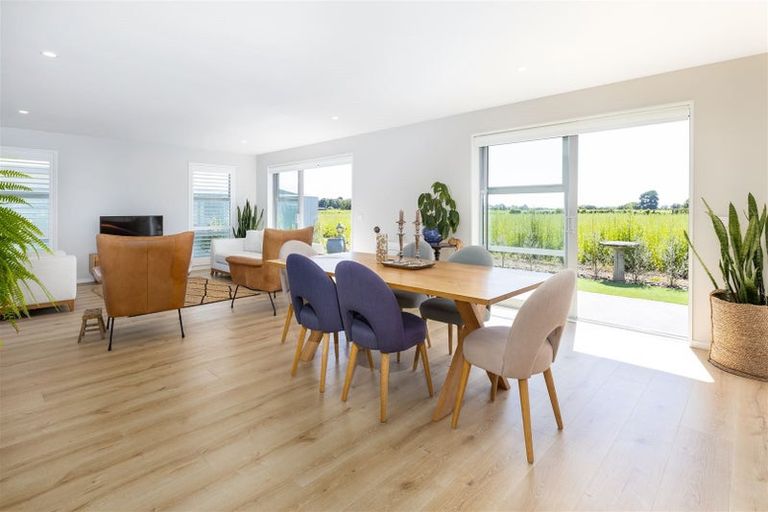 Photo of property in 24 Spencer Place, Springlands, Blenheim, 7201