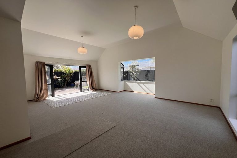 Photo of property in 1/104a Forfar Street, St Albans, Christchurch, 8014