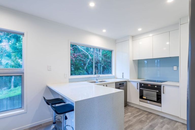 Photo of property in 19 Morriggia Place, Bayview, Auckland, 0629
