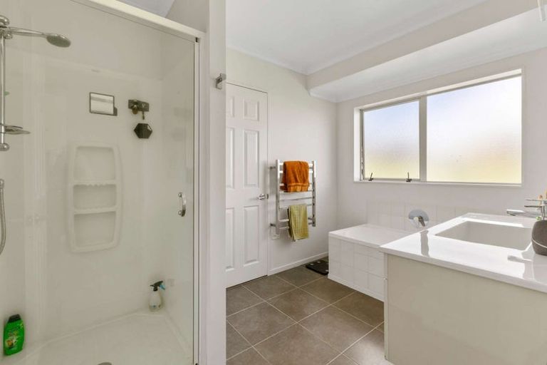 Photo of property in 2 Walnut Grove, Whakatane, 3120