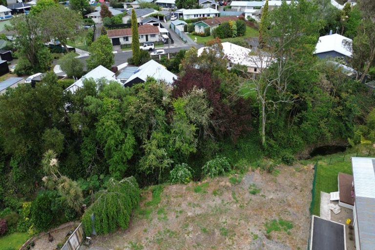 Photo of property in 19 Lucknow Road, Havelock North, 4130