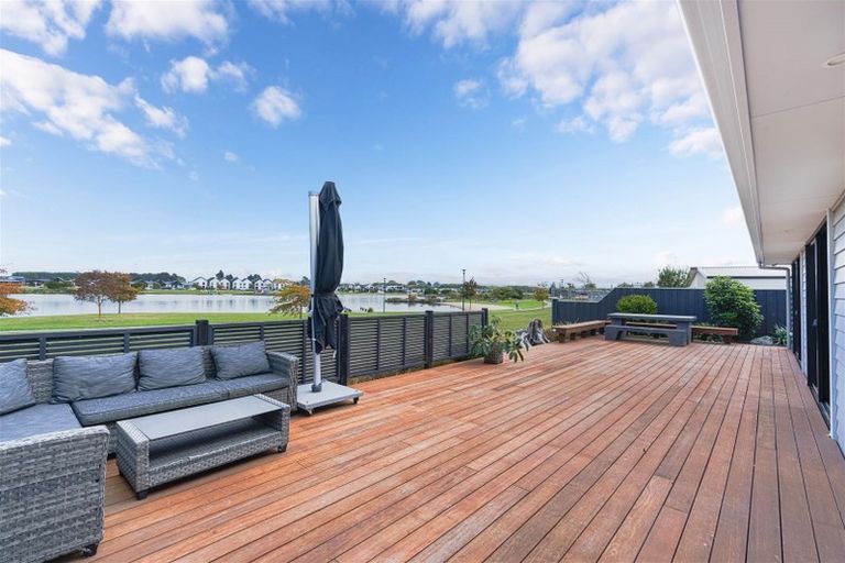 Photo of property in 37 The Esplanade, Pegasus, 7612