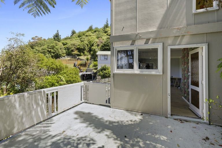 Photo of property in 89 Mulberry Street, Normandale, Lower Hutt, 5010