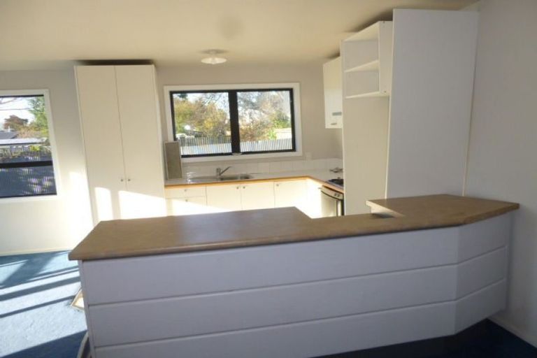 Photo of property in 15 Auburn Avenue, Upper Riccarton, Christchurch, 8041