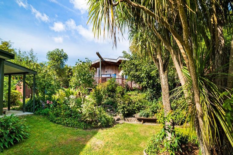 Photo of property in 14 Haile Lane, Pohara, Takaka, 7183