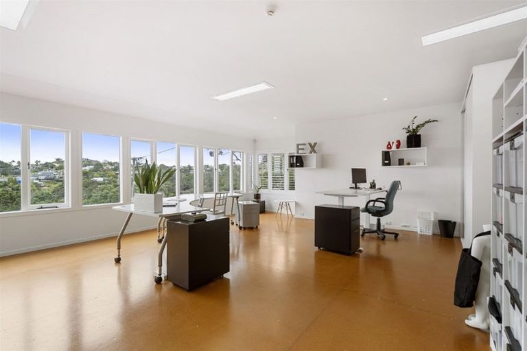 Photo of property in 46 Seaview Avenue, Northcote, Auckland, 0627