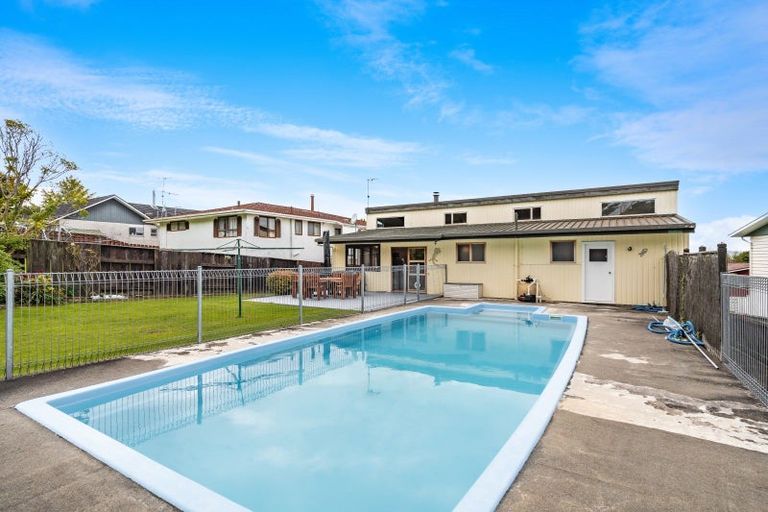 Photo of property in 3 Konini Street, Lansdowne, Masterton, 5810