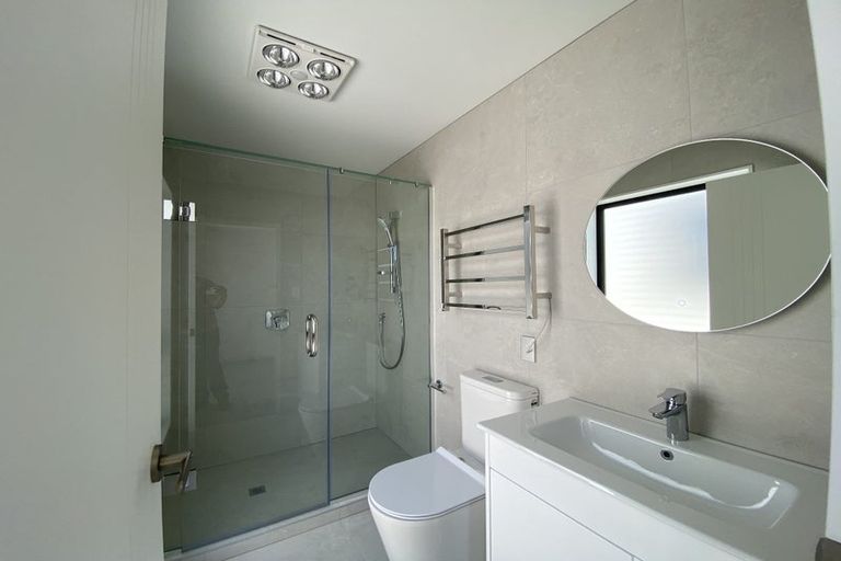 Photo of property in 26b Eddowes Street, Manurewa, Auckland, 2102