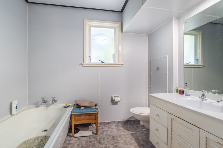 Photo of property in 54 Balmacewen Road, Maori Hill, Dunedin, 9010