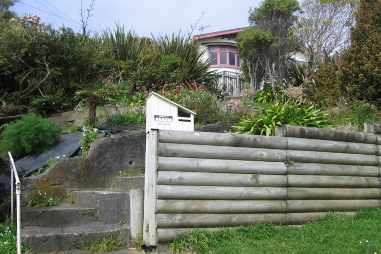 Photo of property in 19 Chesterton Street, Johnsonville, Wellington, 6037