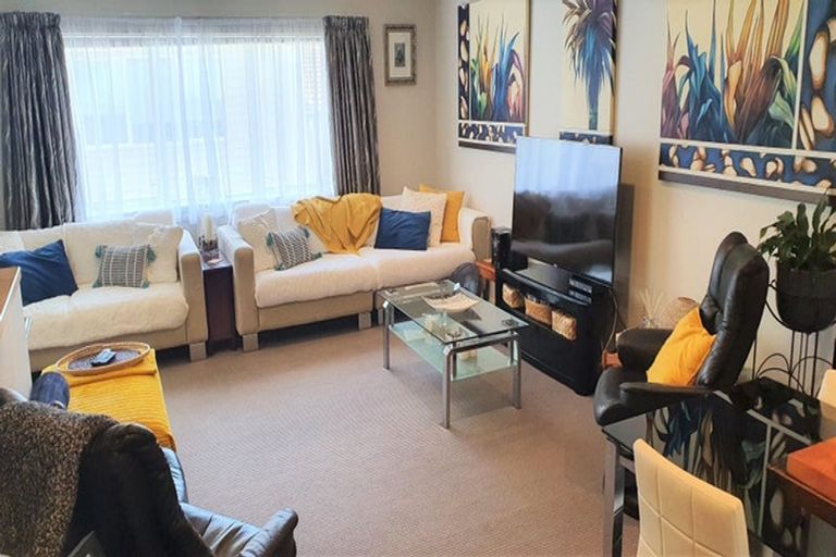 Photo of property in 24 Selwyn Road, Paihia, 0200