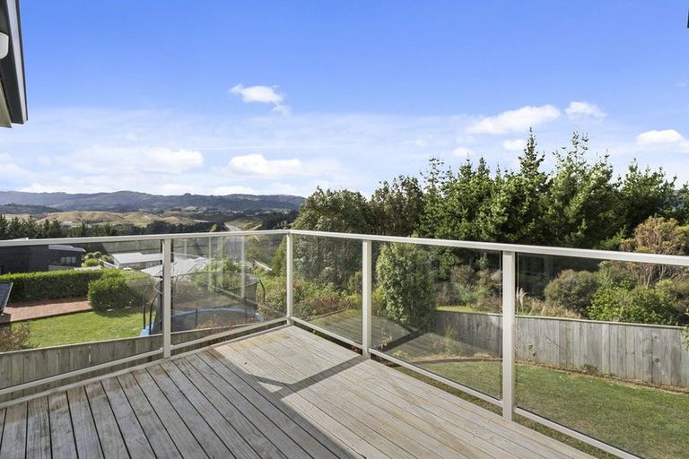 Photo of property in 156 Endeavour Drive, Whitby, Porirua, 5024