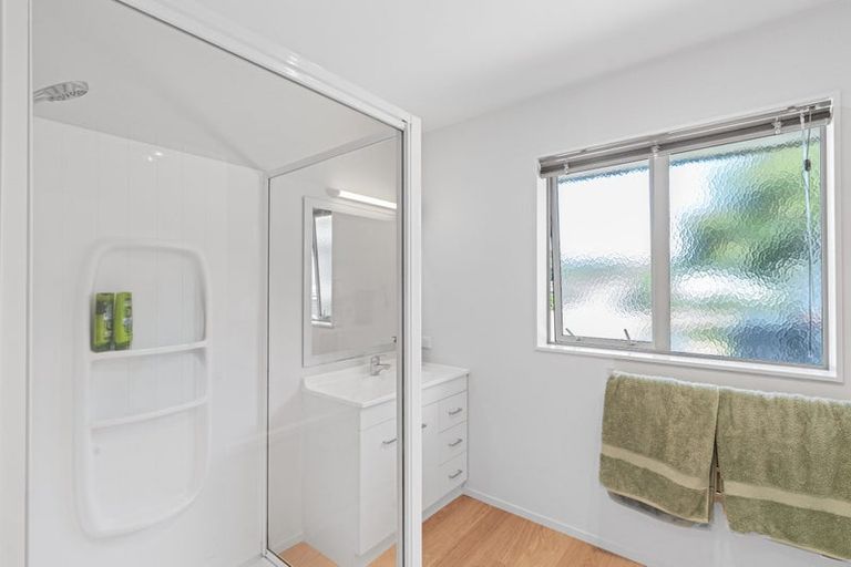 Photo of property in 38 Saint Laurent Way, Ohau, Levin, 5570