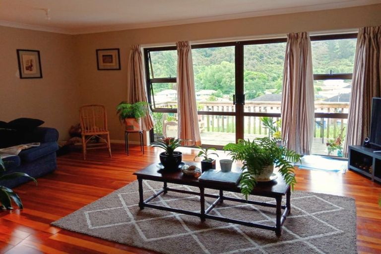 Photo of property in 13 August Street, Stokes Valley, Lower Hutt, 5019