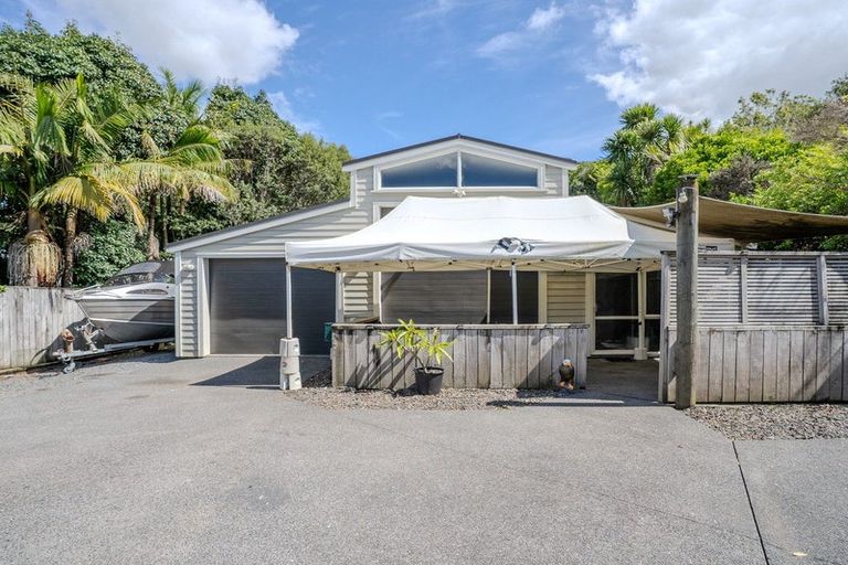 Photo of property in 204 Rangitane Road, Kerikeri, 0294