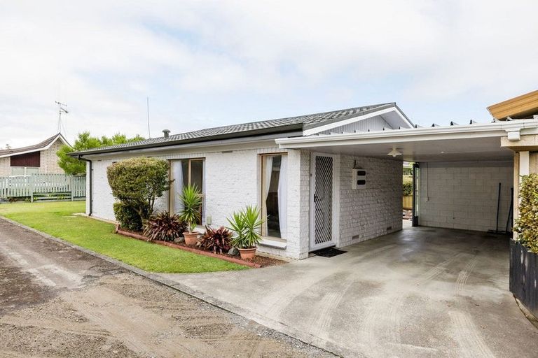 Photo of property in 9b Clare Street, Cambridge, 3434