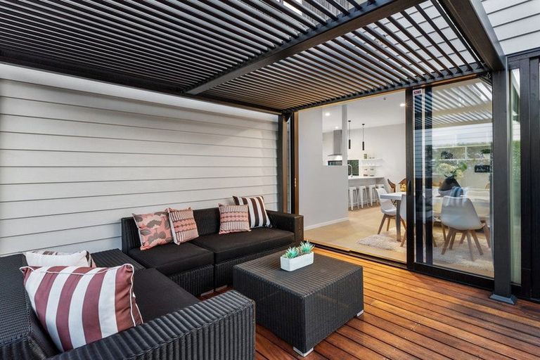 Photo of property in 4 Livingstone Street, Milford, Auckland, 0620