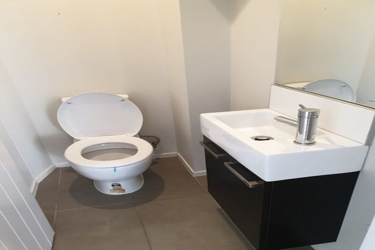 Photo of property in 45d Swanson Road, Henderson, Auckland, 0610