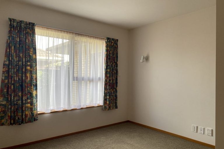 Photo of property in 10 Innisfree Place, Northwood, Christchurch, 8051