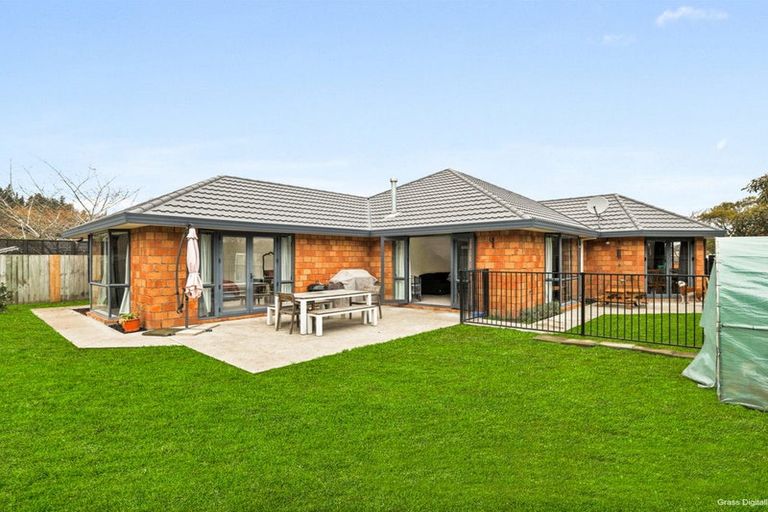 Photo of property in 21 Forest Drive, Parklands, Christchurch, 8083