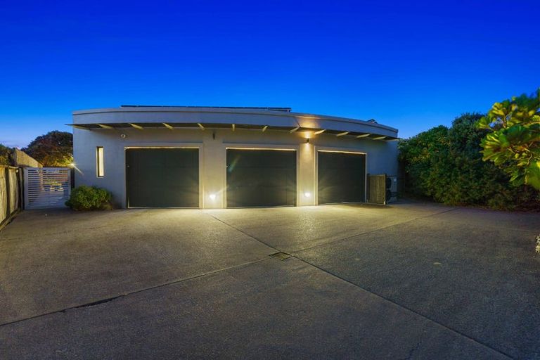 Photo of property in 227 Manly Street, Paraparaumu Beach, Paraparaumu, 5032