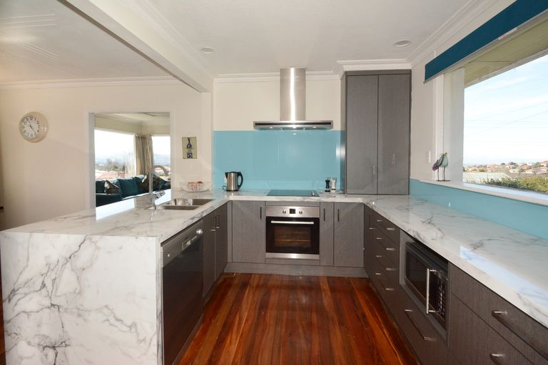 Photo of property in 95 Centennial Avenue, Helensburgh, Dunedin, 9010